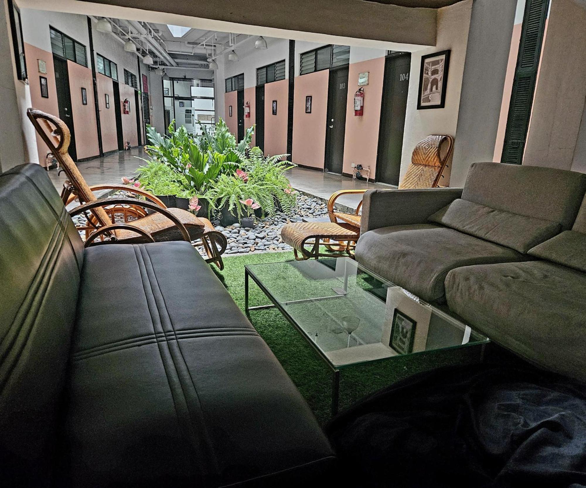 Monchere Dormitory Manila Exterior foto